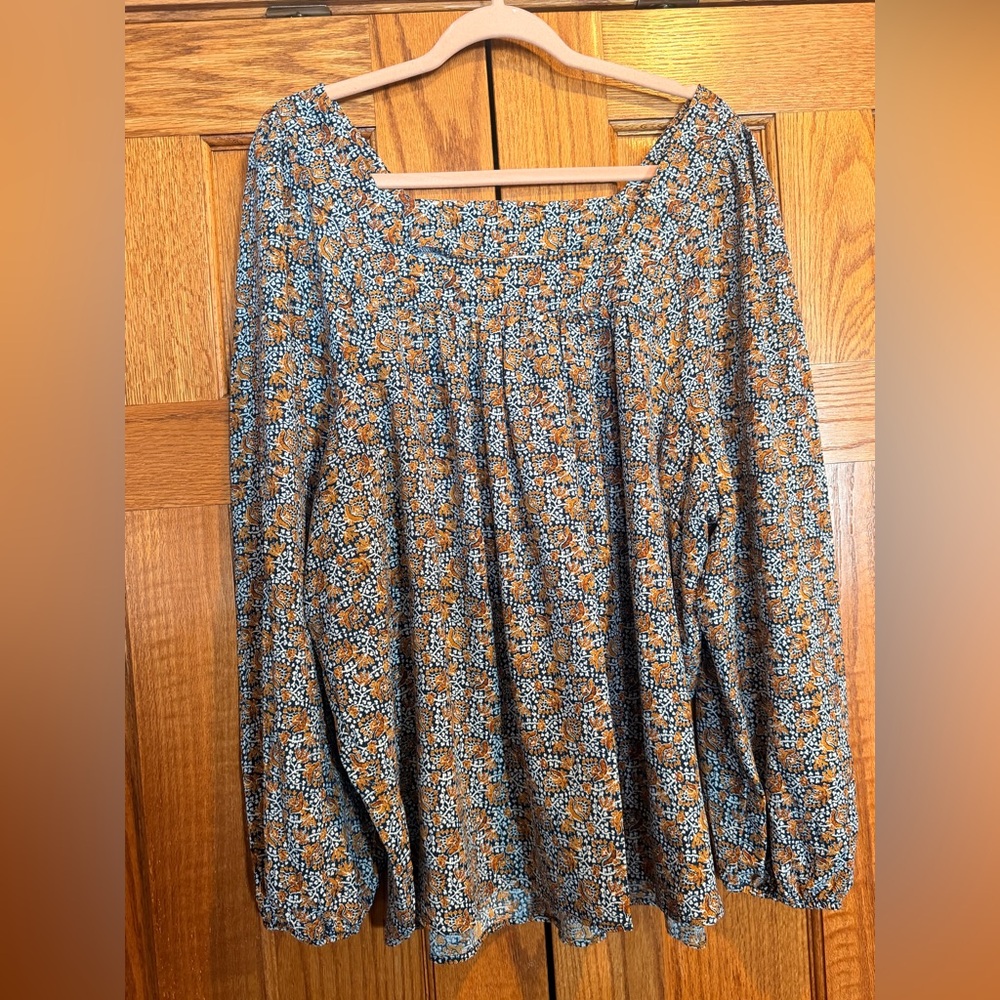 Wonderly Blue and Orange Floral Top